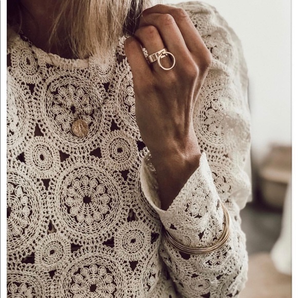 🎉HP🎉ZARA TEXTURE WEAVE BALLOON SLEEVES TOP - Picture 7 of 7